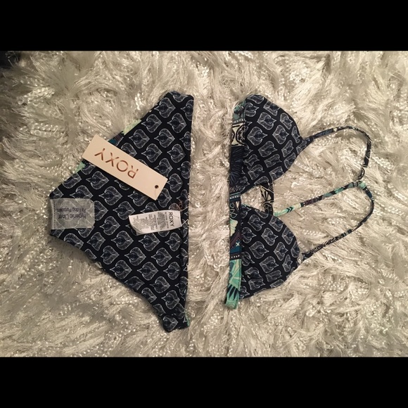 Reversible Roxy bikini NWT - Picture 2 of 5